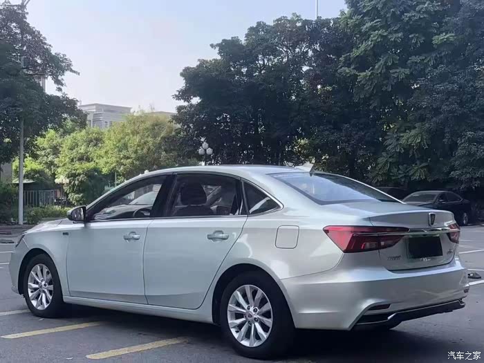 2018年荣威ei6私家一手车油电混合动力车况精品超