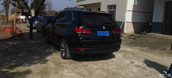 20年8月上牌18款中东版宝马x5个人一手原版原漆零出险