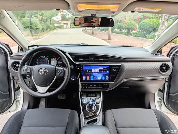 最新到店19年雷凌双擎18自动精英版天窗原厂冰丝座椅多