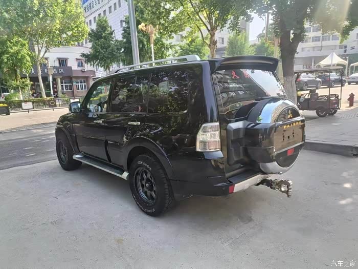 11年中规高配三菱帕杰罗v93 日常代步 无事故 无瑕疵 没