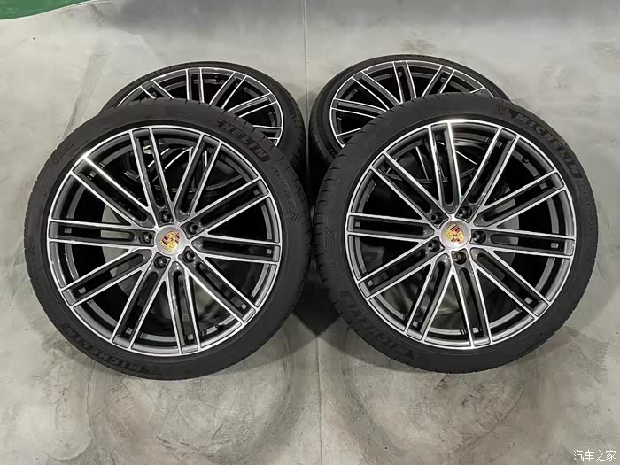 保时捷卡宴22寸原厂原装轮毂轮胎正品锻造拆车钢圈跑了300
