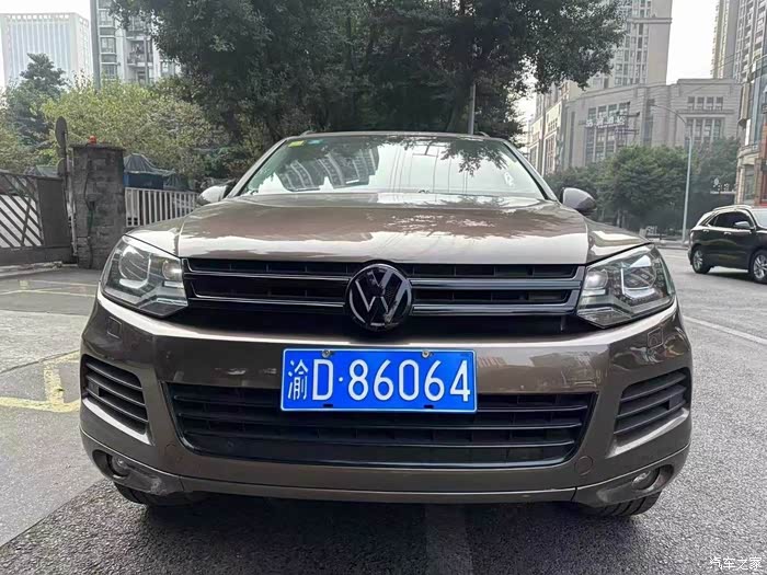 12年途锐成色新车况好全款8xx首付12800提车