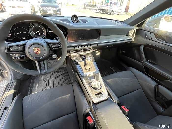 【图】911手动挡 国内现车 平行进口全新商品车_保时捷911论坛_汽车之