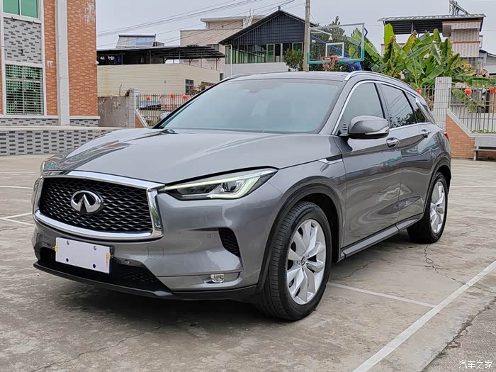 广东梅州地区出超精品18年英菲尼迪qx50四驱菁英版有兴趣