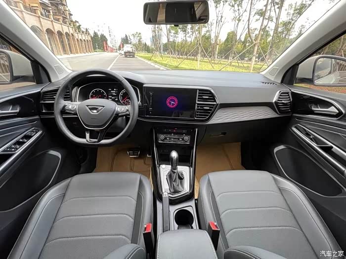 一汽大众捷达捷达vs52023款280tsi自动进取