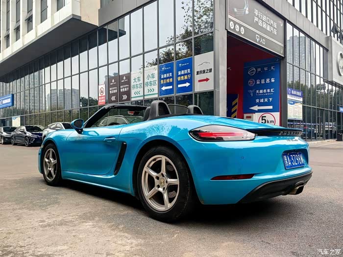 保时捷7182016款boxster20t34万