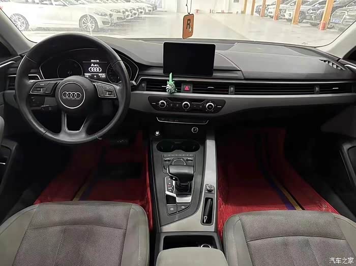 全款1188万17年奥迪a4l车况前嘴微瑕实表48