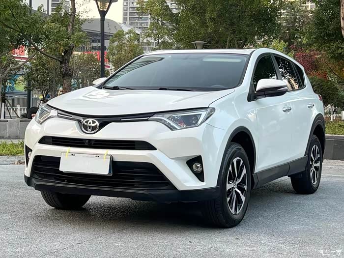 新到店一手2019年上牌丰田荣放20l自动挡两驱风尚版