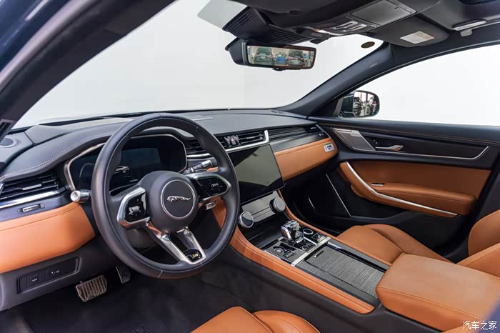 捷豹xfl2021款xfl20tp300四驱旗舰