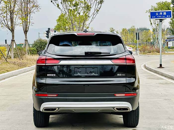 吉利2020款博越pro18td智联表显3万