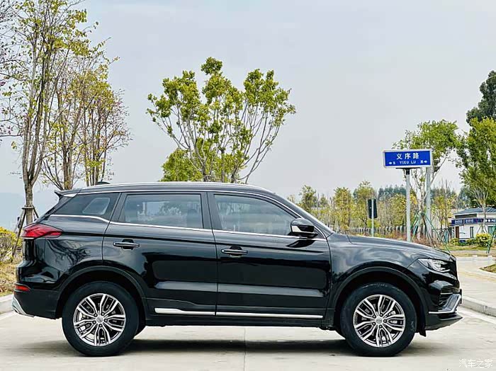 吉利2020款博越pro18td智联表显3万