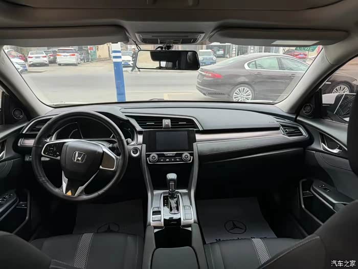 20年9月本田思域15t劲动版一手极品车况全车原厂