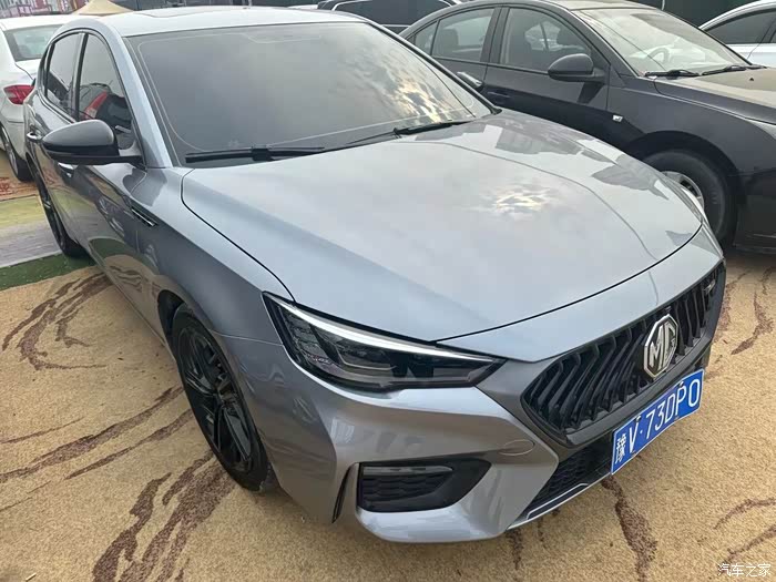 新到21年名爵6旗舰版电动座椅真皮座椅液晶仪表大屏导