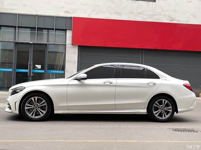 装让一台,奔驰c级 2020款 改款 c 200 l 时尚型