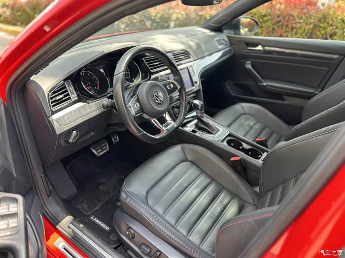 最新到店18年大众凌渡gts性能版 2.0t高功率 原厂6秒