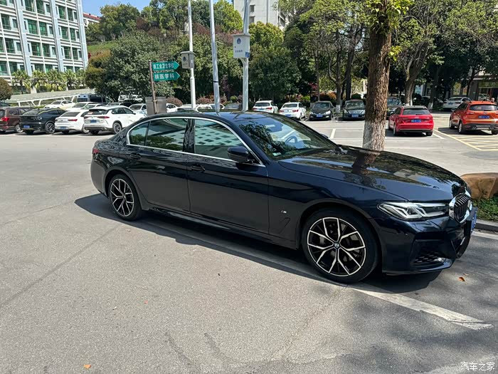 【图】个人出21年530尊享,炭黑红内,车商勿扰_宝马5系论坛_汽车之家