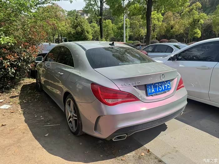 奔驰c26021年奔驰c260星耀珍藏版五星轮毂柏林