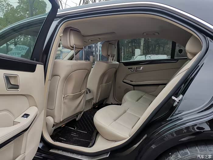 14年奔驰e260l,1.8t自动天窗,10万多公里实表,双