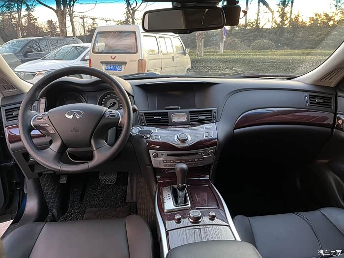 18年英菲尼迪q70l25v6全球十佳发动机本市老总