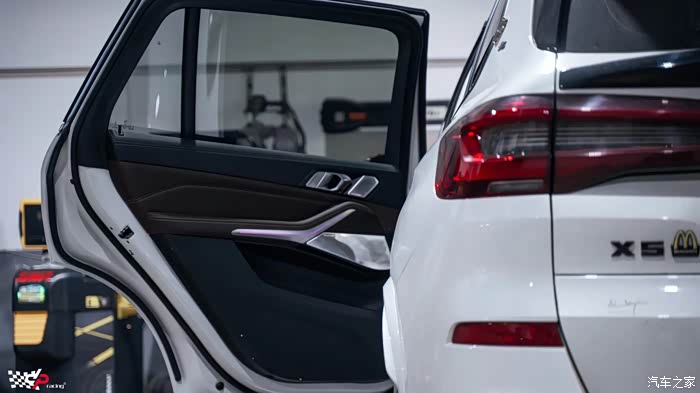 宝马x5l/g18 宝华韦健 发光盖板 #dpr_宝马x5论坛_汽车之家论坛