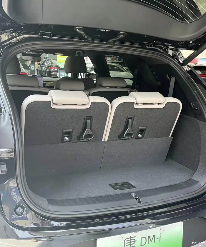 比亚迪唐dmi荣耀版备受瞩目