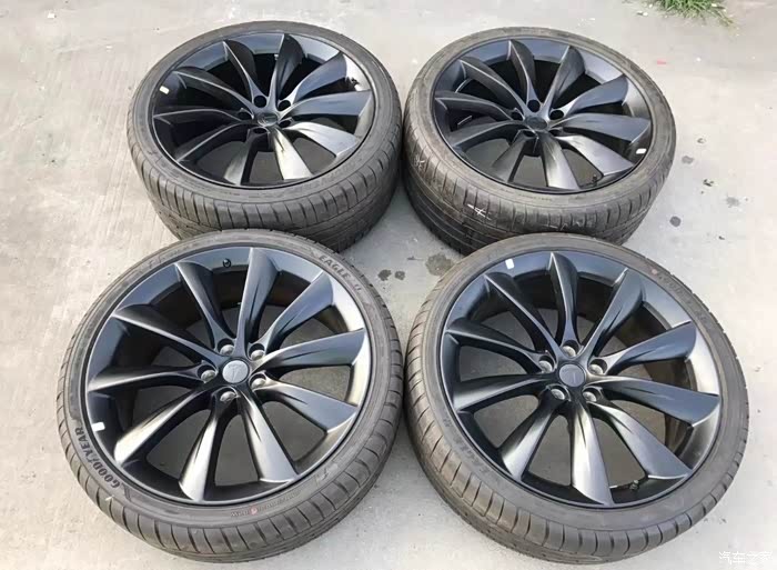 22寸特斯拉modelx轮毂轮胎一套,喜欢的来