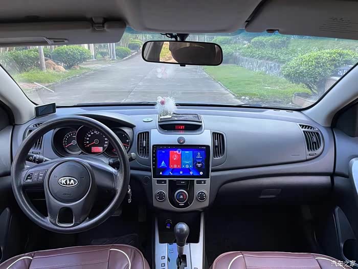 11年10月起亚福瑞迪1.6自动舒适版,导航,皮椅,车况精品