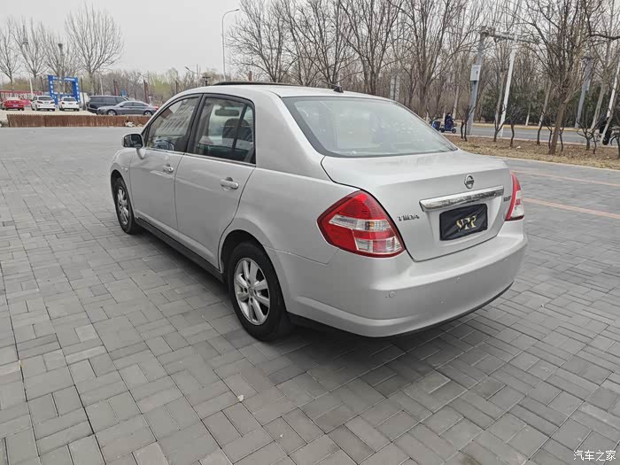 10年日产颐达发动机变速箱一点问题没有换挡顺畅提速很有