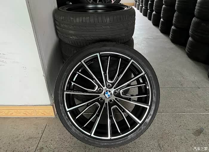 20寸宝马8系840m轮毂轮胎一套,精品套件,中意的可以约