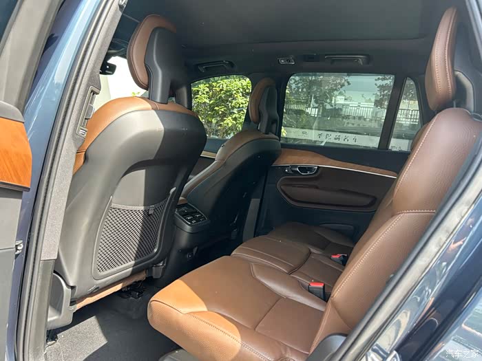 沃尔沃xc902021款b5智行豪华版7座