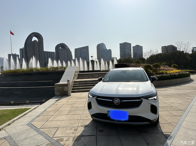 今天我又试驾了昂科威s你们对这款车怎么看值得入手吗