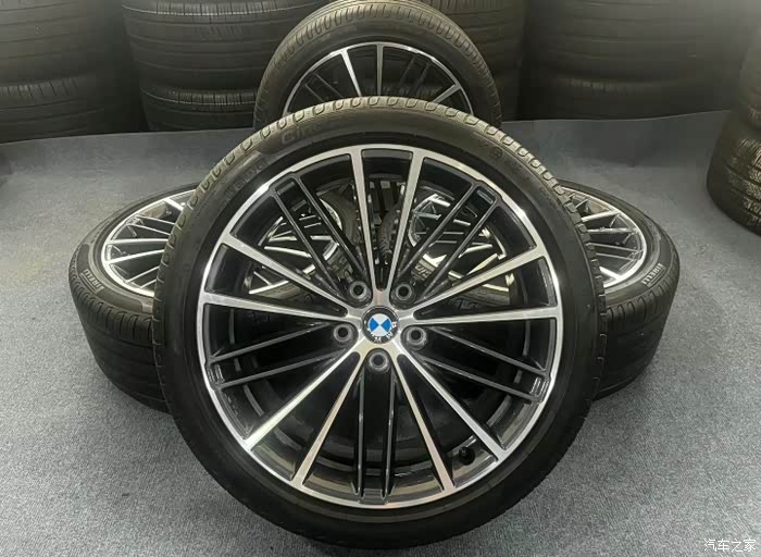 快来给爱车换双漂亮鞋子吧19寸宝马5系轮毂