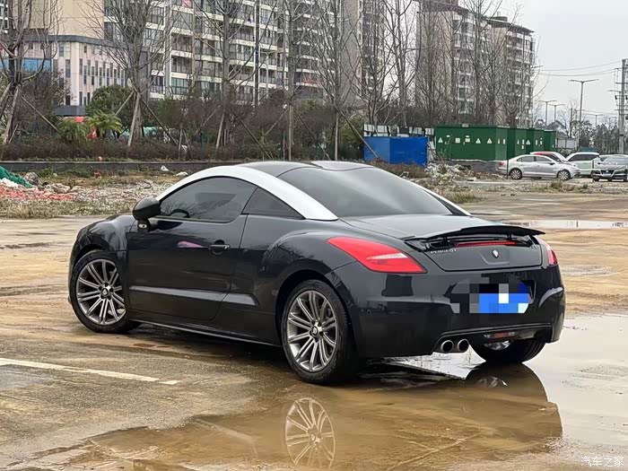 14年标志rcz当年落地接近40万极品车况2个面补漆其