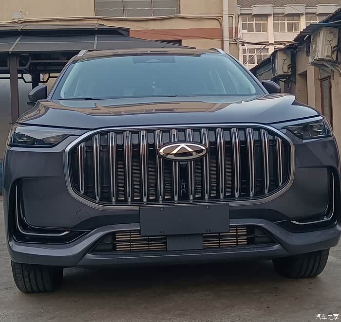 原有的吉利博瑞换成了奇瑞跟瑞字干上了不过总体来说瑞虎要先进