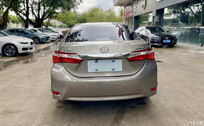 17年上牌丰田卡罗拉16l自动挡佛山本地一手车行驶8