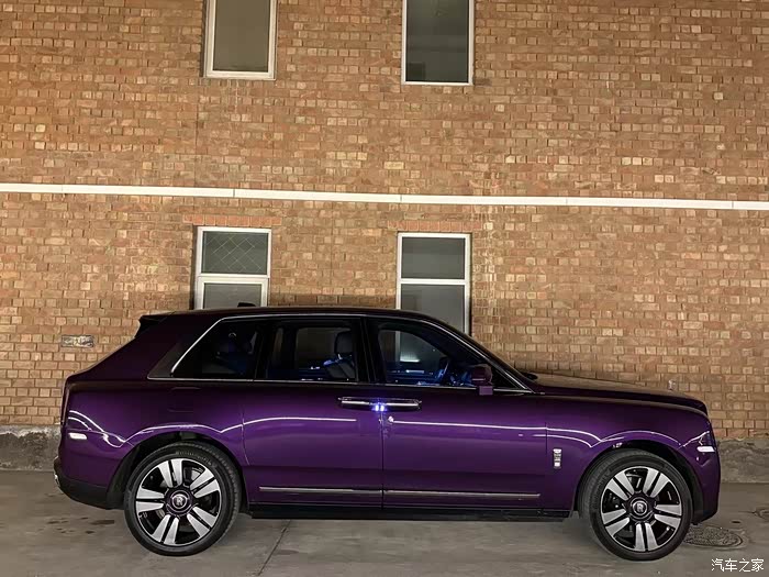 21年劳斯莱斯库里南五座星空顶26万公里配色好看紫