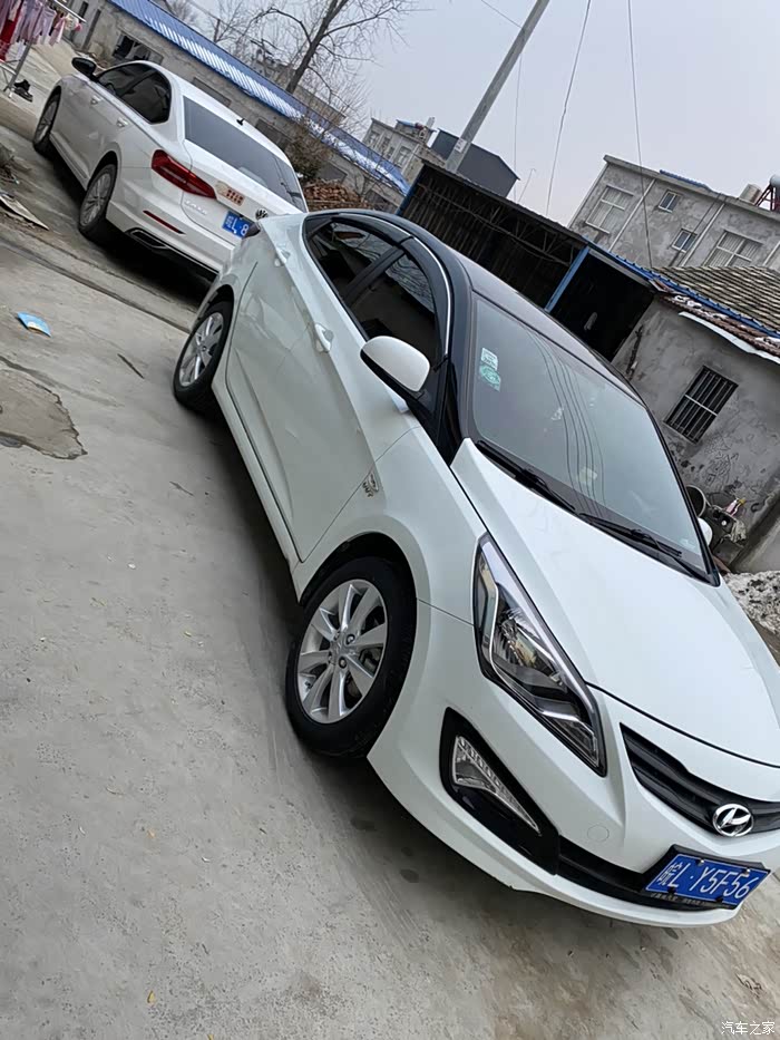 因本人换车出售16款瑞纳高配轮毂轮胎1955016原车是