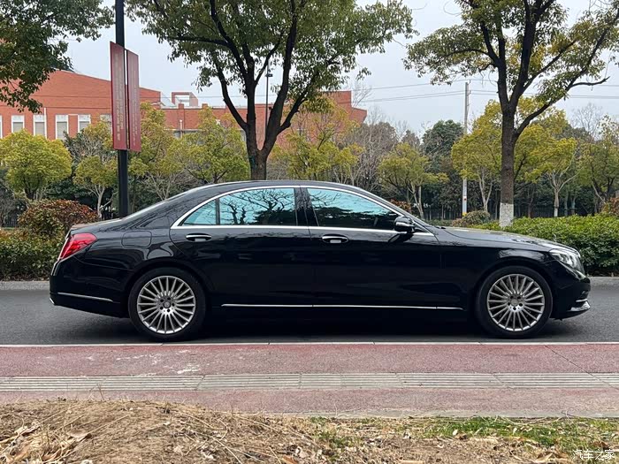 出一台奔驰s500l