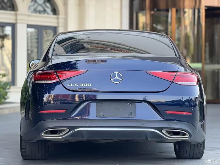 21年奔驰cls300 车况精品 价格35.88万