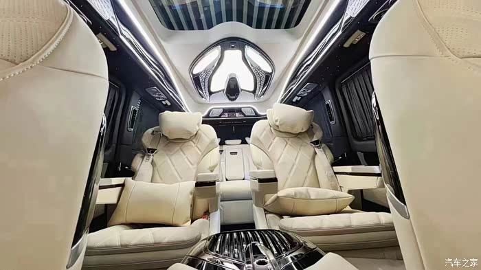 奔驰商务v260l高顶7座现车懂的来