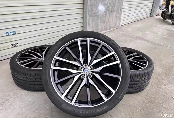 新款x522寸汽车大轮毂极品成色珠三角可面交有兴趣的