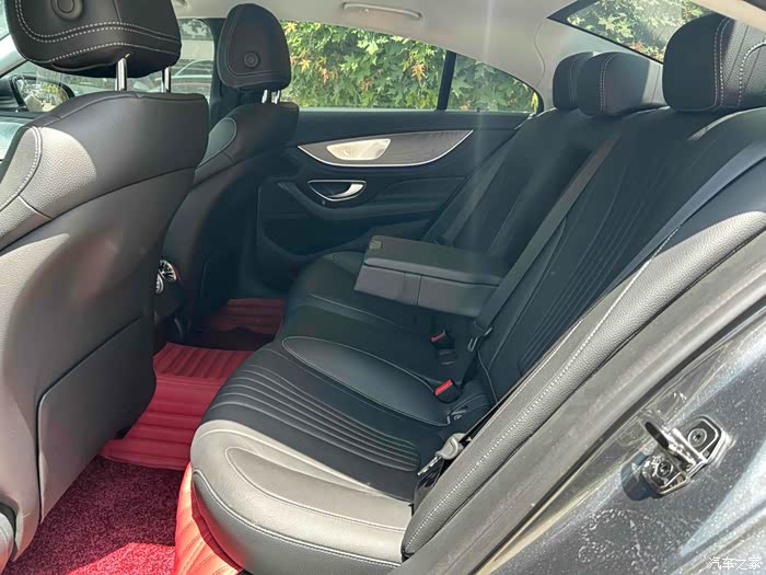 【图】最新到店:22年 cls 300 动感型 仅1 万公里 全车_奔驰cls论坛