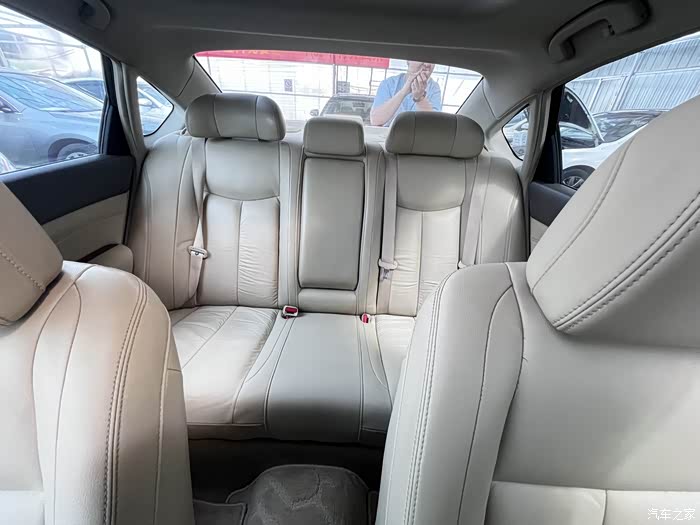 11年银色天籁公爵25六缸vq25发动机百分之90原