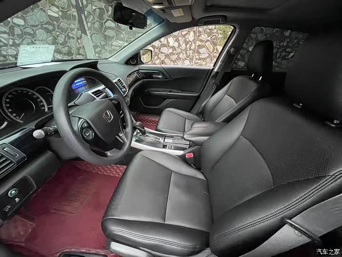 16年的九代雅阁原版车况78出