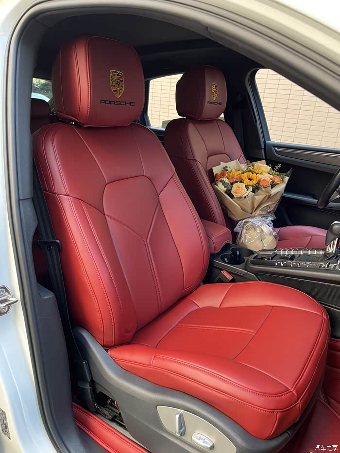 机缘巧合终提保时捷macan自己diy波尔多红内饰