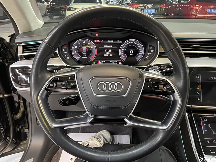 20年四最顶配奥迪a8l