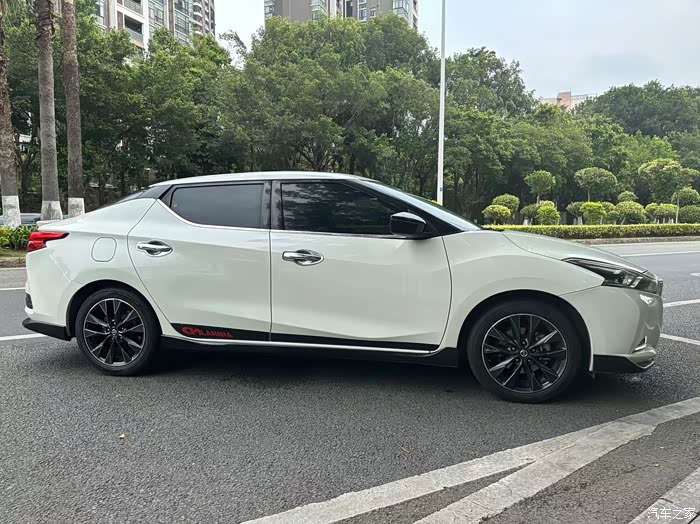 出18年日产蓝鸟16l自动高配