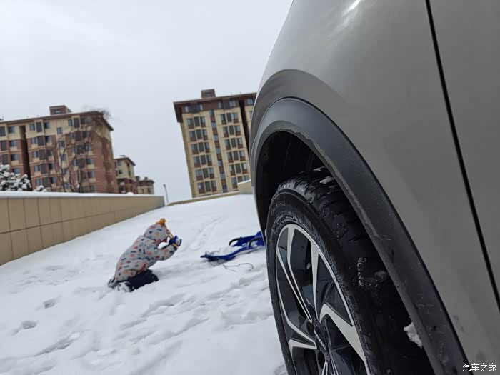 瑞雪兆丰年枭龙max伴你左右