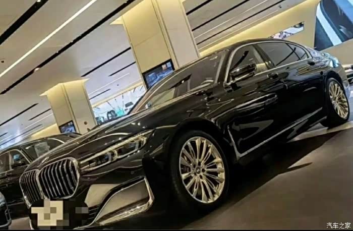 漂亮的鞋子又到了咯20寸奔驰760电镀轮毂轮胎喜欢的吗