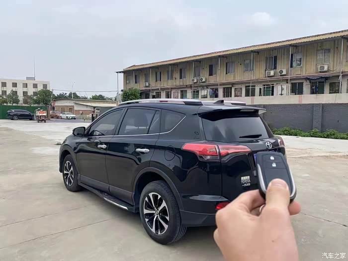 16款19年上牌丰田荣放20风尚版仅4万公里极品一手